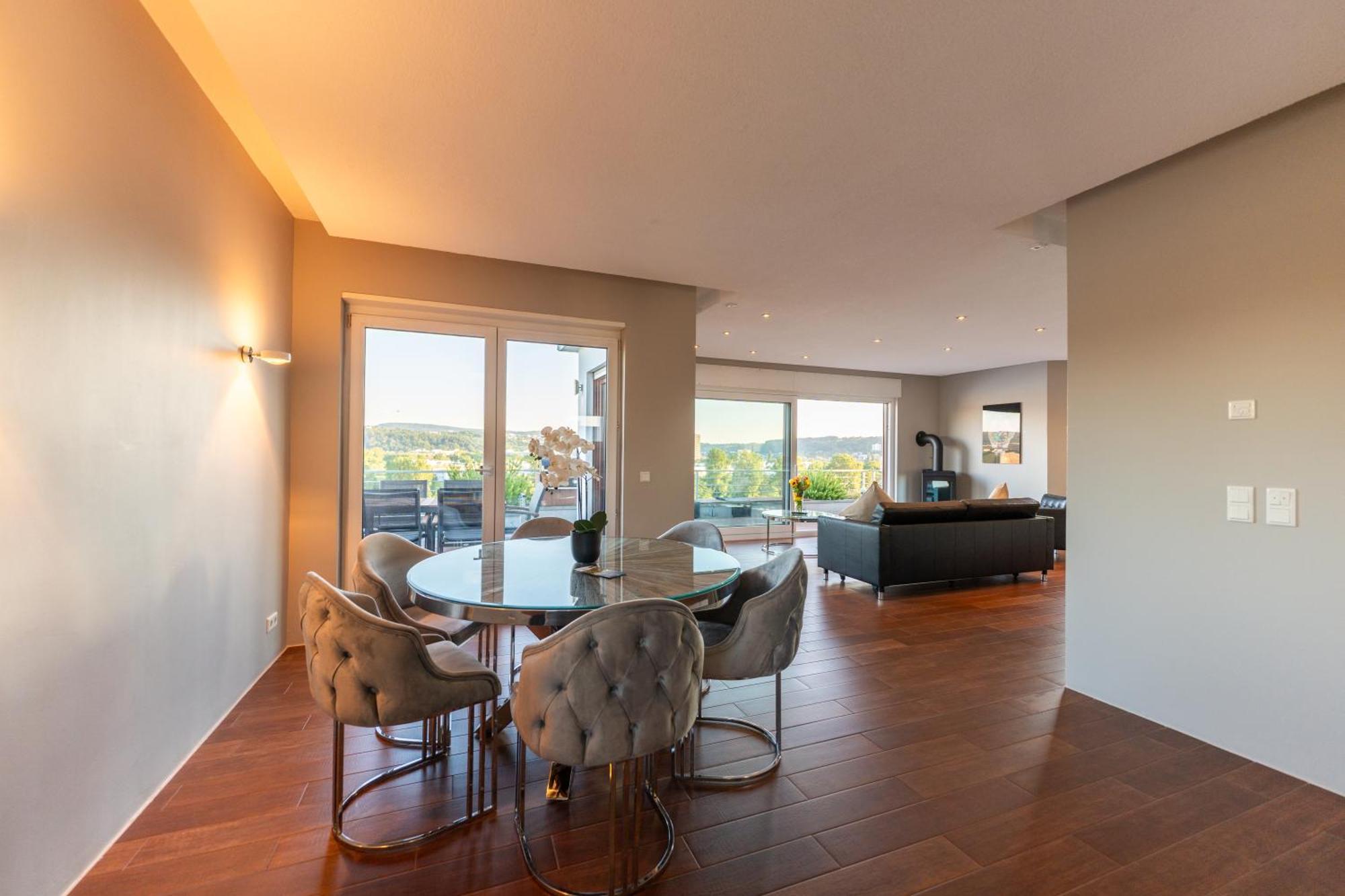 Penthouse Wohnung Mit Schoenem Moselblick In Metternich Koblenc Exteriér fotografie