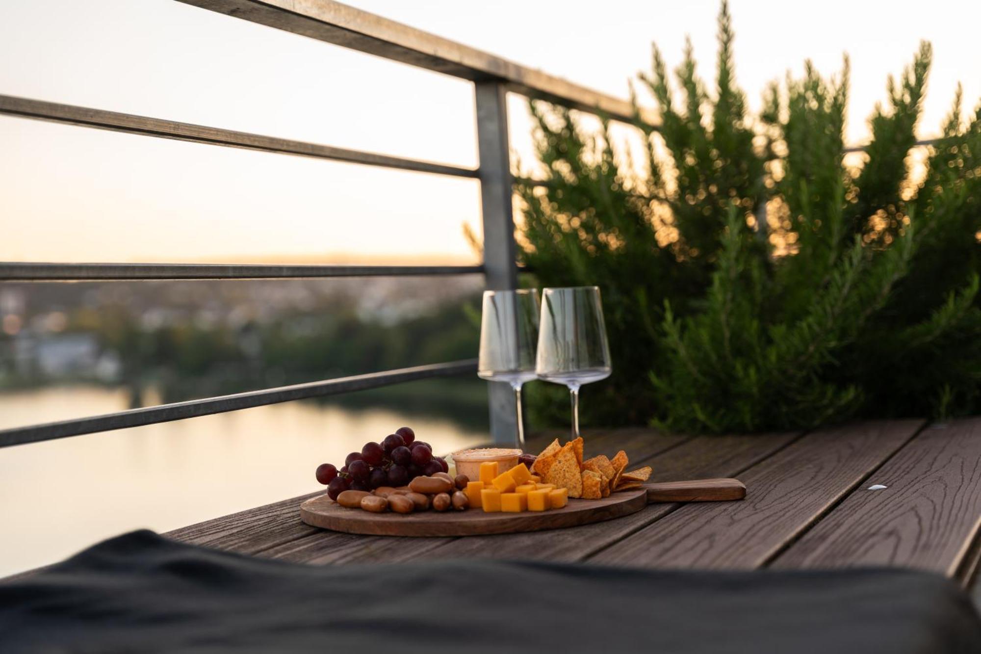 Penthouse Wohnung Mit Schoenem Moselblick In Metternich Koblenc Exteriér fotografie
